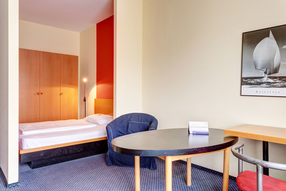 Plaza Suites Ruesselsheim Ngoại thất bức ảnh