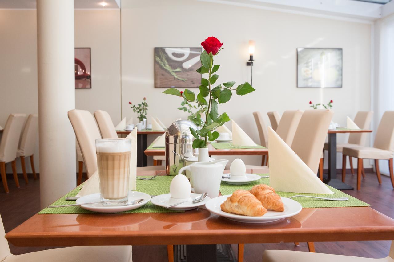 Plaza Suites Ruesselsheim Ngoại thất bức ảnh