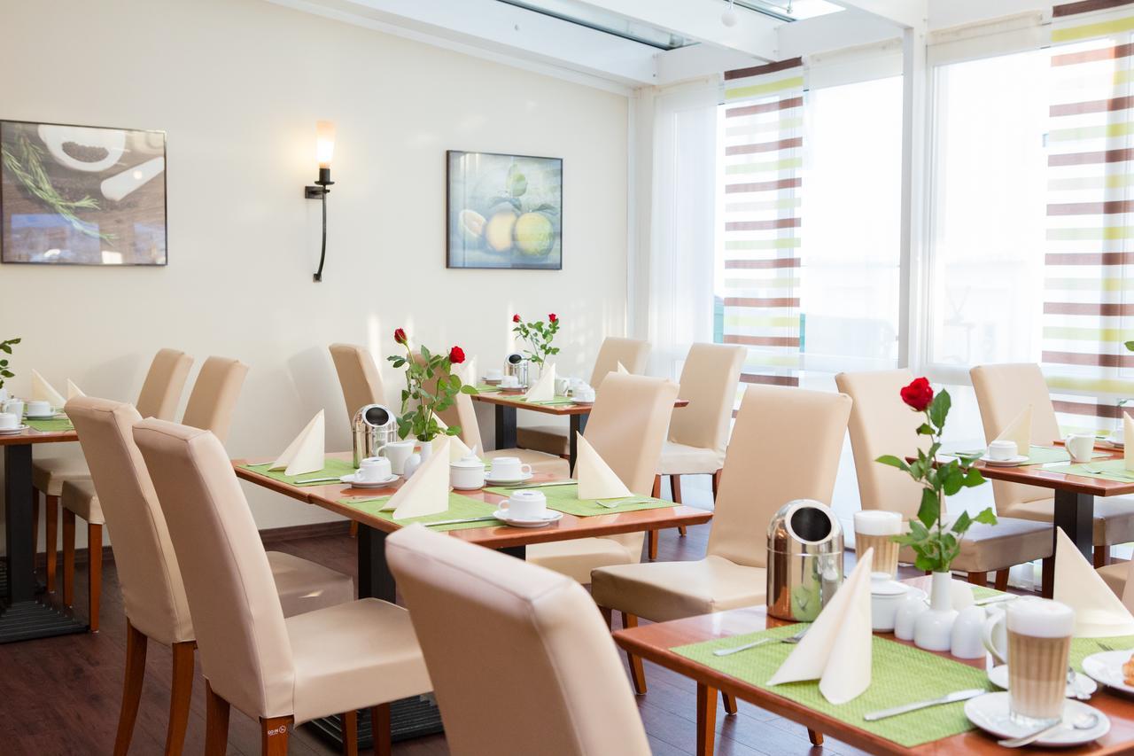 Plaza Suites Ruesselsheim Ngoại thất bức ảnh